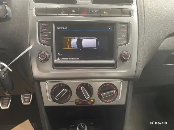 VOLKSWAGEN POLO V - voiture d'occasion - Photo 13