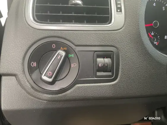 VOLKSWAGEN POLO V - voiture d'occasion - Photo 15
