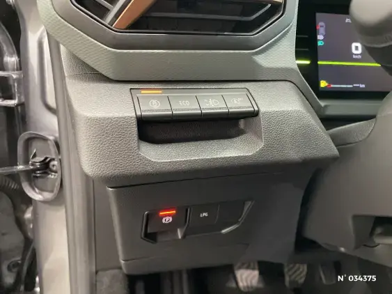 DACIA DUSTER III - voiture d'occasion - Photo 15