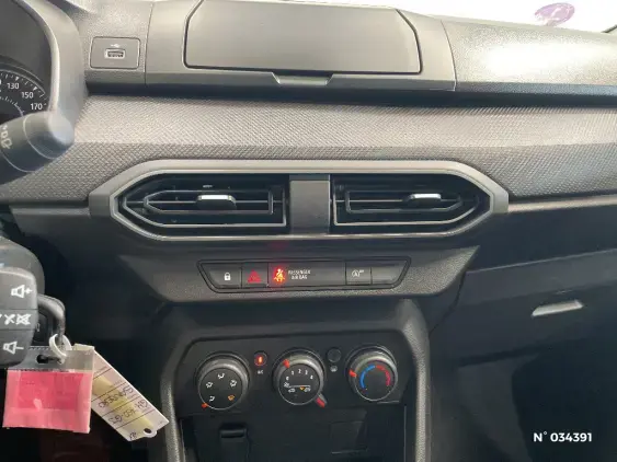 DACIA SANDERO III - voiture d'occasion - Photo 13