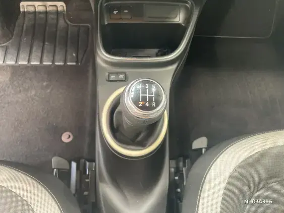 RENAULT TWINGO III - voiture d'occasion - Photo 25