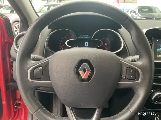 RENAULT CLIO IV - voiture d'occasion - Photo 24