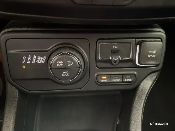 JEEP RENEGADE - voiture d'occasion - Photo 28