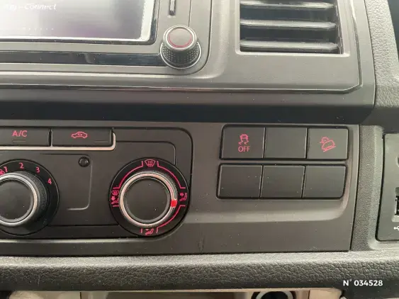 VOLKSWAGEN TRANSPORTER FG VI - voiture d'occasion - Photo 26