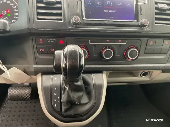VOLKSWAGEN TRANSPORTER FG VI - voiture d'occasion - Photo 27
