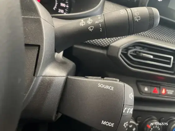 DACIA SANDERO III - voiture d'occasion - Photo 30