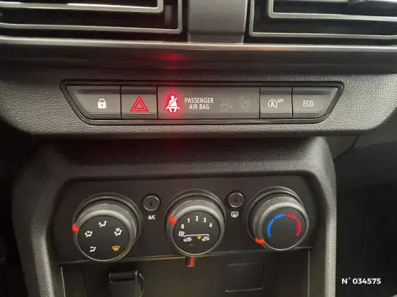 DACIA SANDERO III - voiture d'occasion - Photo 32