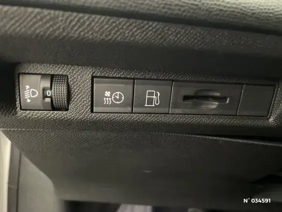 PEUGEOT 308 III - voiture d'occasion - Photo 15