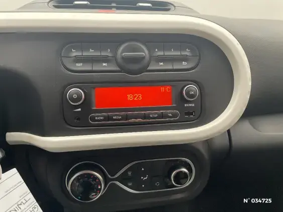 RENAULT TWINGO ELECTRIQUE III - voiture d'occasion - Photo 13