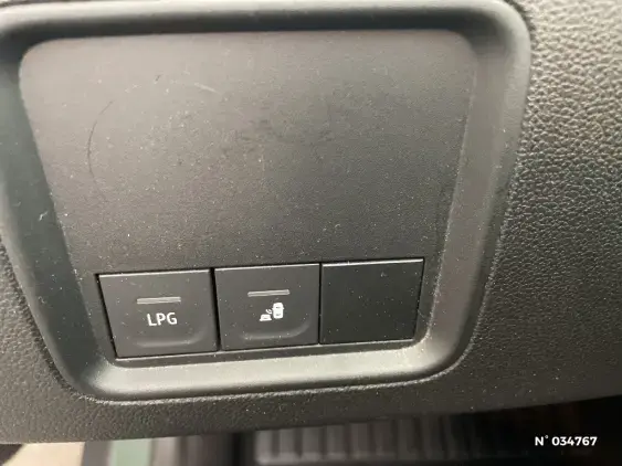 DACIA DUSTER II - voiture d'occasion - Photo 15