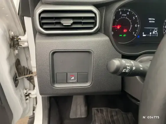 DACIA DUSTER II - voiture d'occasion - Photo 15
