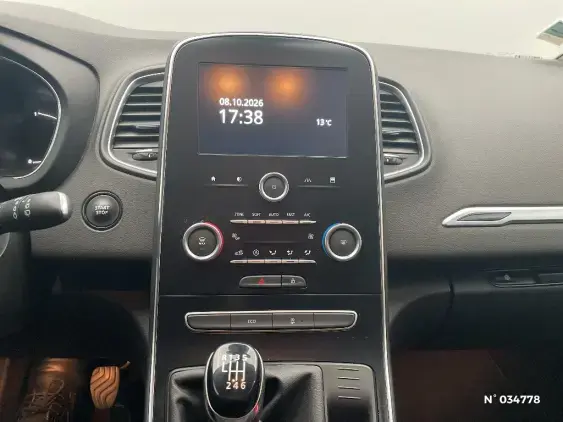 RENAULT SCENIC IV - voiture d'occasion - Photo 11
