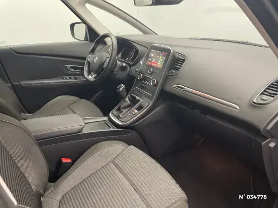 RENAULT SCENIC IV - voiture d'occasion - Photo 9