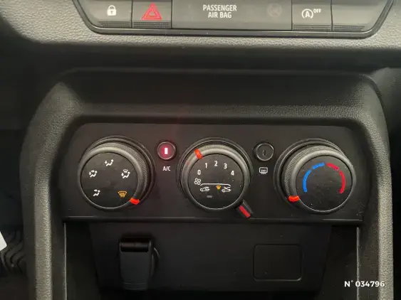 DACIA SANDERO III - voiture d'occasion - Photo 27