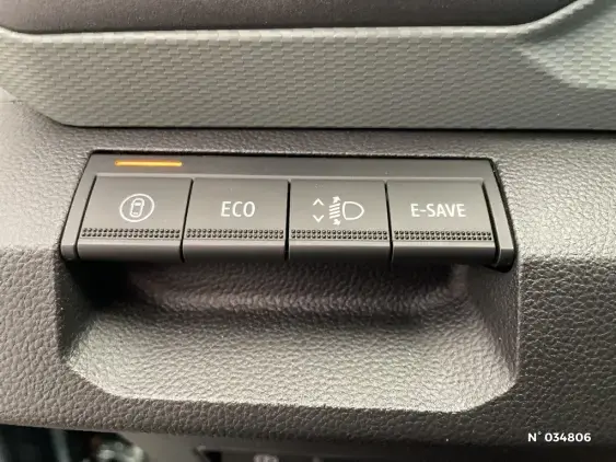 DACIA DUSTER III - voiture d'occasion - Photo 15