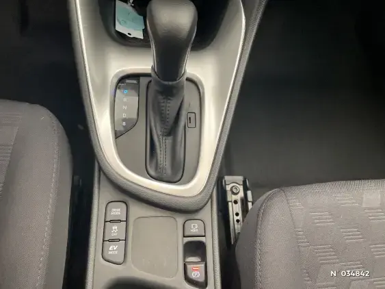 TOYOTA YARIS IV - voiture d'occasion - Photo 30