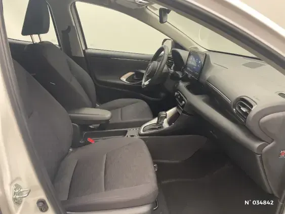 TOYOTA YARIS IV - voiture d'occasion - Photo 10