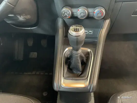 RENAULT CAPTUR II - voiture d'occasion - Photo 30