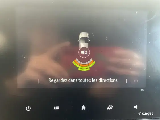 RENAULT CAPTUR II - voiture d'occasion - Photo 14