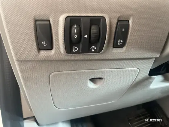 RENAULT ZOE - voiture d'occasion - Photo 15