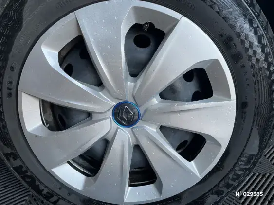 RENAULT ZOE - voiture d'occasion - Photo 42