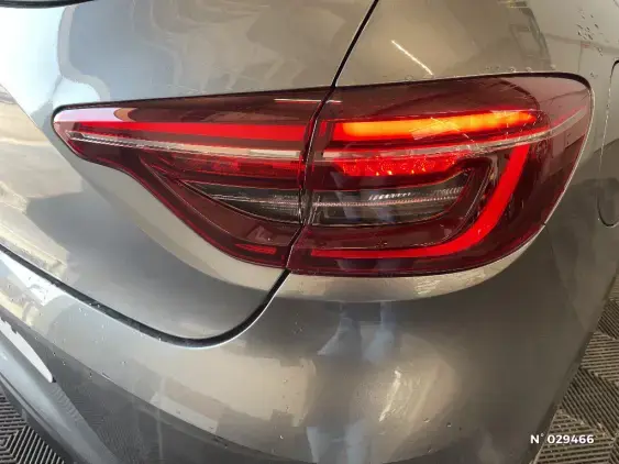 RENAULT CLIO V - voiture d'occasion - Photo 39