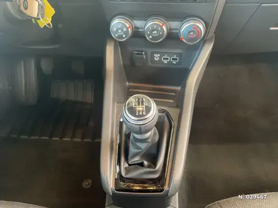 RENAULT CLIO V - voiture d'occasion - Photo 32