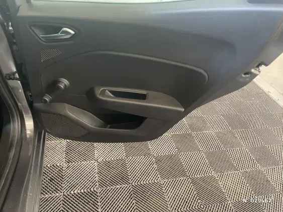 RENAULT CLIO V - voiture d'occasion - Photo 36