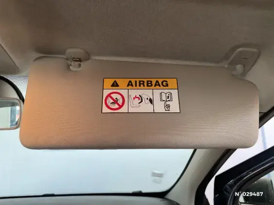 RENAULT ZOE - voiture d'occasion - Photo 31