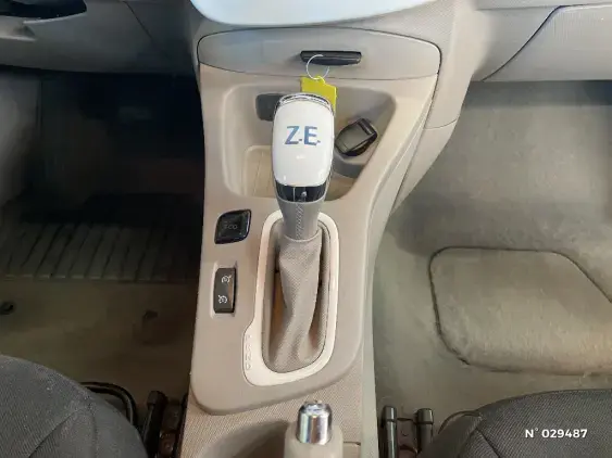 RENAULT ZOE - voiture d'occasion - Photo 34