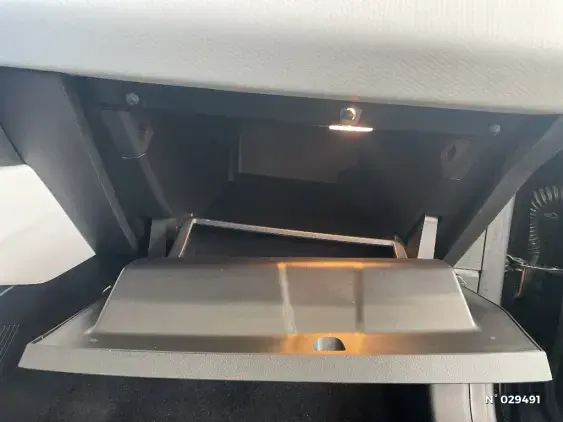 RENAULT CLIO V - voiture d'occasion - Photo 37