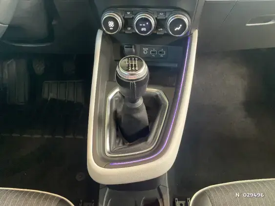 RENAULT CLIO V - voiture d'occasion - Photo 32