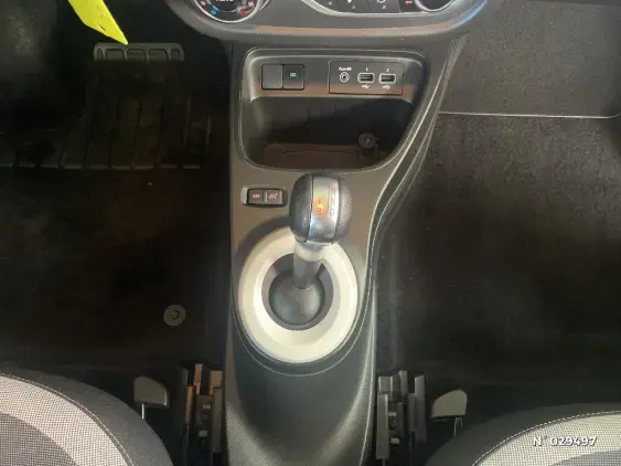 RENAULT TWINGO ELECTRIQUE III - voiture d'occasion - Photo 30