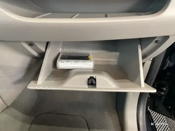 RENAULT ZOE - voiture d'occasion - Photo 36