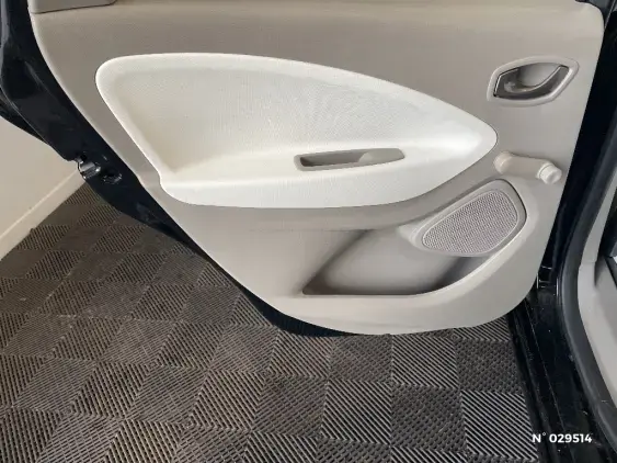 RENAULT ZOE - voiture d'occasion - Photo 44