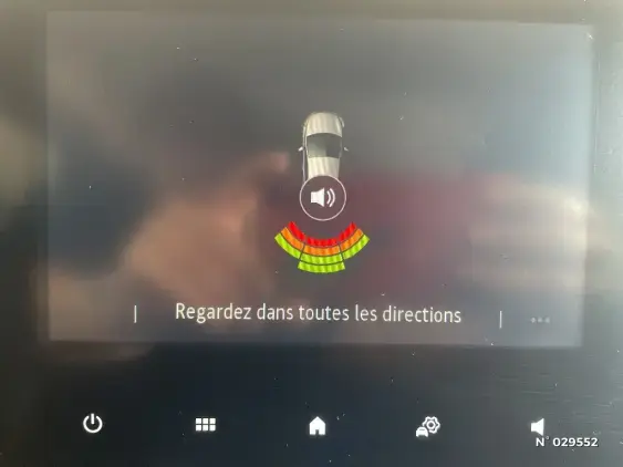 RENAULT CLIO V - voiture d'occasion - Photo 14