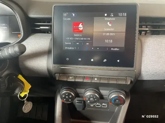 RENAULT CLIO V - voiture d'occasion - Photo 29