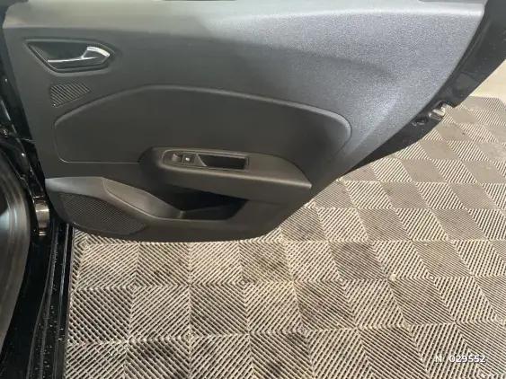 RENAULT CLIO V - voiture d'occasion - Photo 34