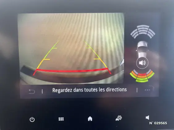 RENAULT CLIO V - voiture d'occasion - Photo 14