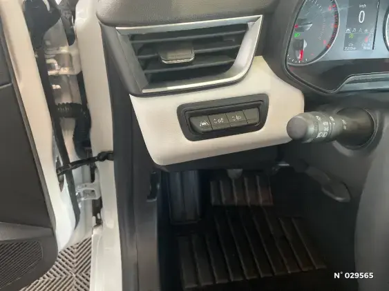 RENAULT CLIO V - voiture d'occasion - Photo 15