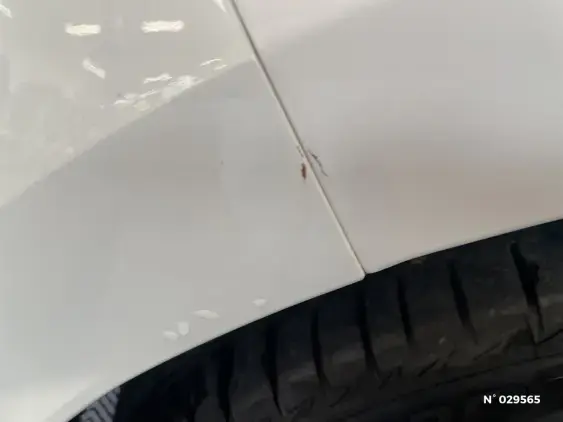 RENAULT CLIO V - voiture d'occasion - Photo 29