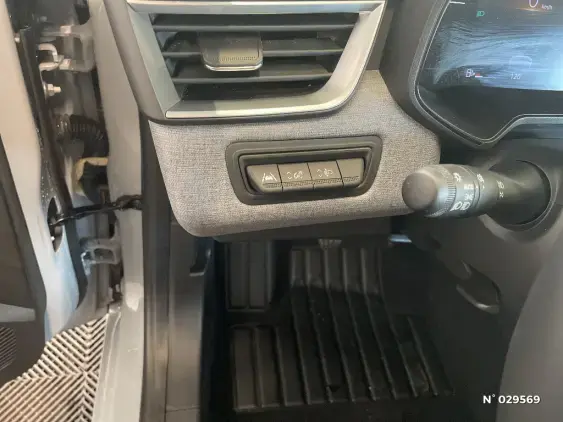 RENAULT CLIO V - voiture d'occasion - Photo 15