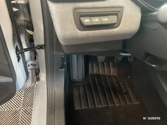 RENAULT CLIO V - voiture d'occasion - Photo 15