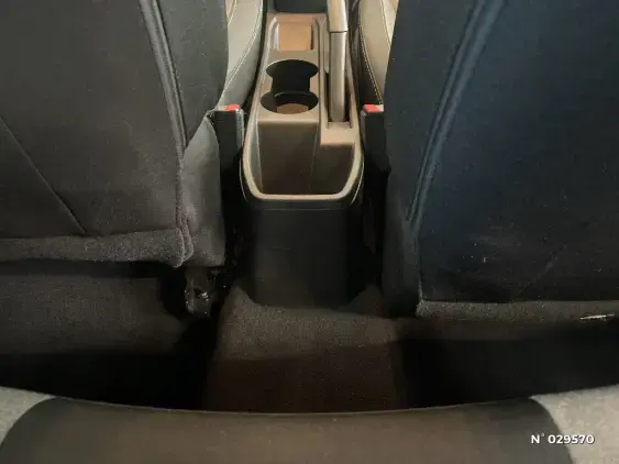 RENAULT CLIO V - voiture d'occasion - Photo 37