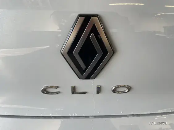 RENAULT CLIO V - voiture d'occasion - Photo 41