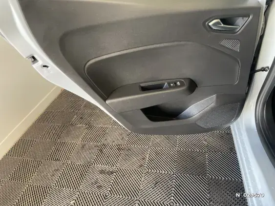 RENAULT CLIO V - voiture d'occasion - Photo 44