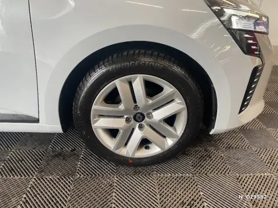 RENAULT CLIO V - voiture d'occasion - Photo 8