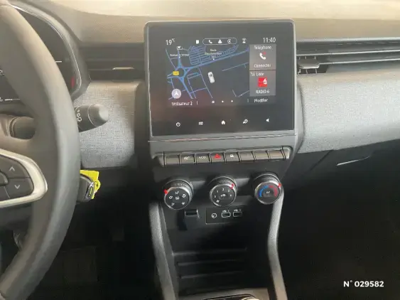 RENAULT CLIO V - voiture d'occasion - Photo 13