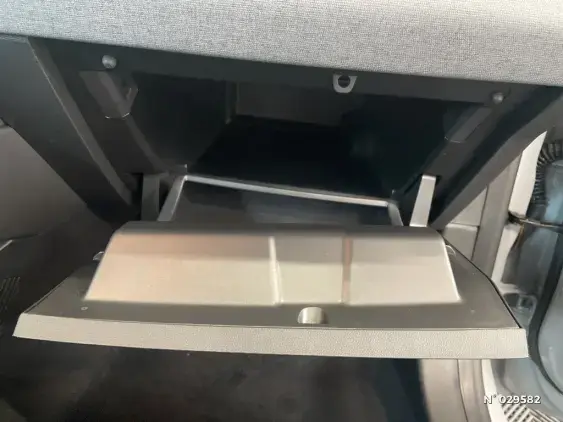 RENAULT CLIO V - voiture d'occasion - Photo 36