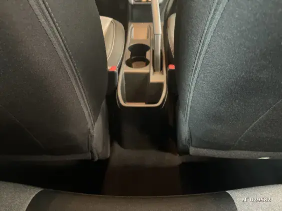 RENAULT CLIO V - voiture d'occasion - Photo 37